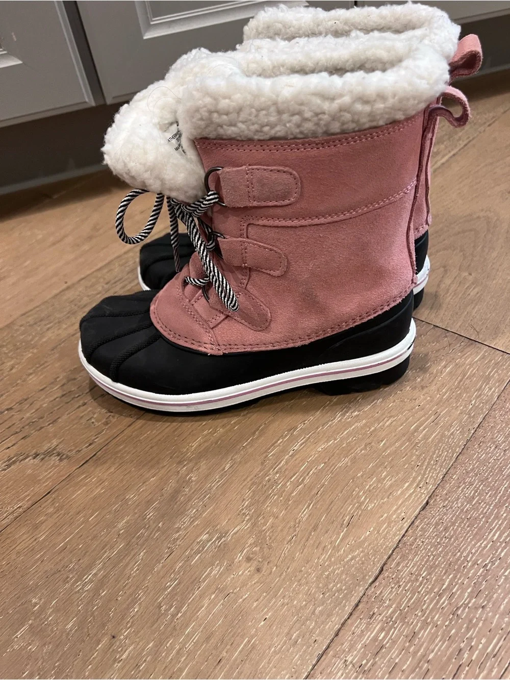 Cat & Jack Pink and Black Girls' Waterproof Winter Boots with Sherpa Collar